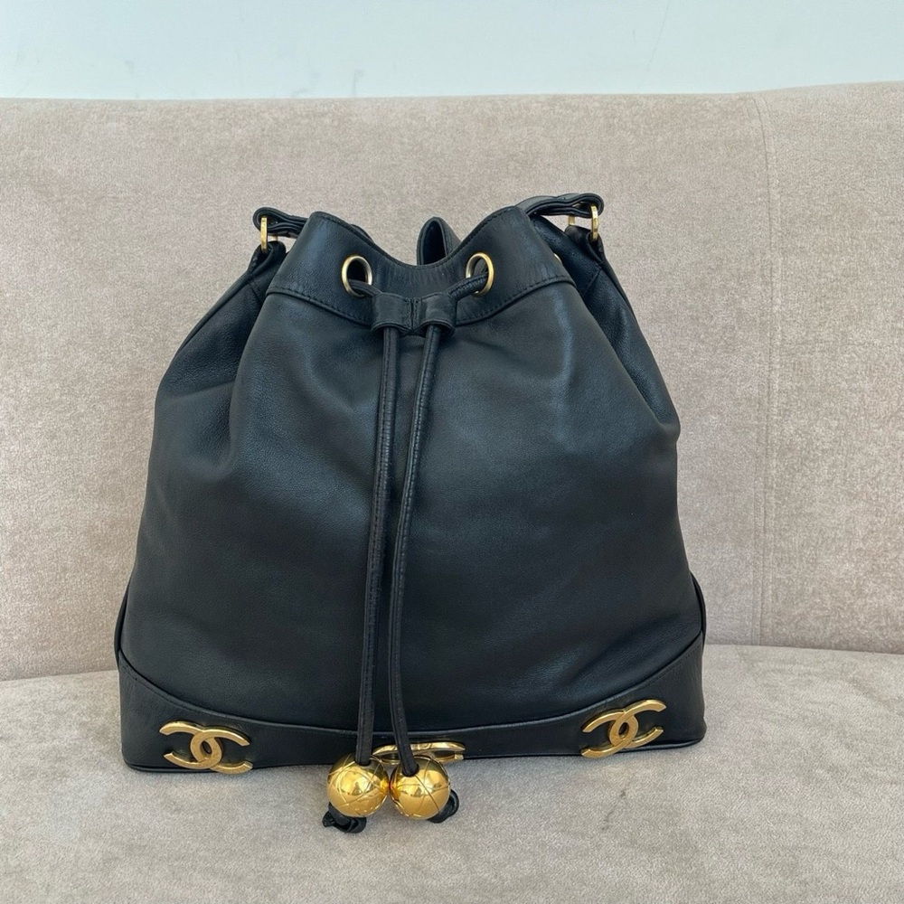 Chanel Vintage Cavier Bucket Bag Black 1991-1994